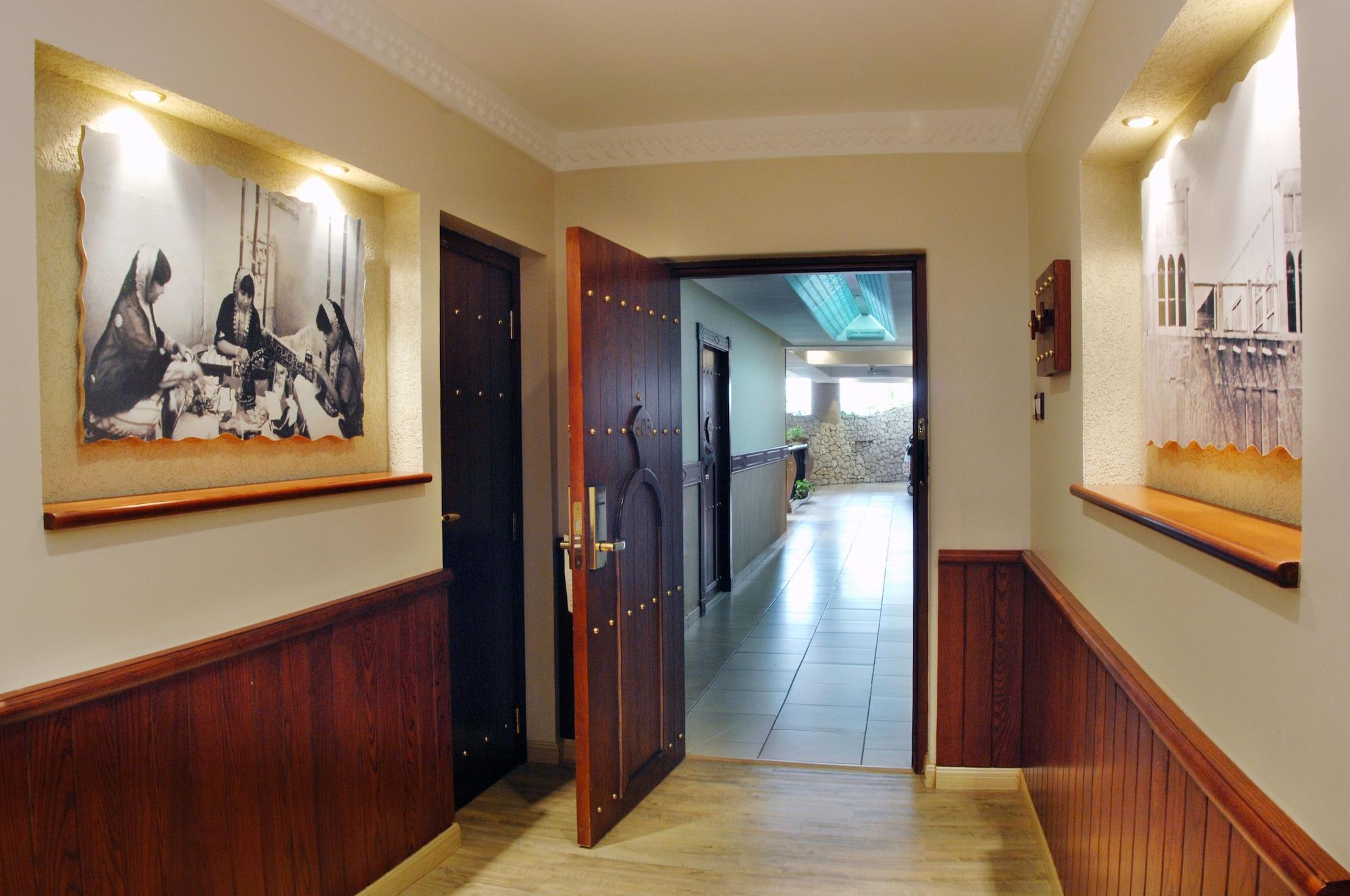 Al Liwan Aparthotel