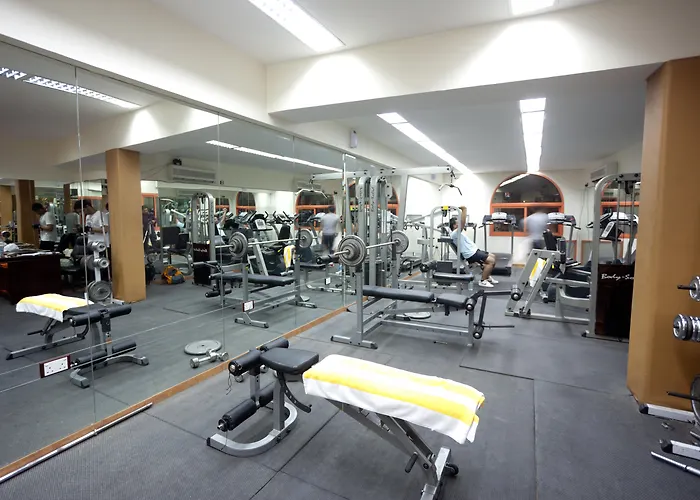 Al Liwan Suites